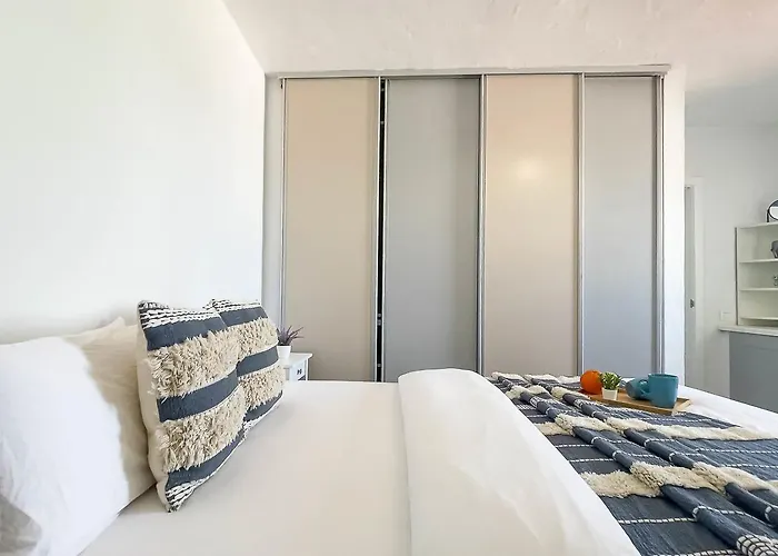 Caideros Sunset Апартаменты