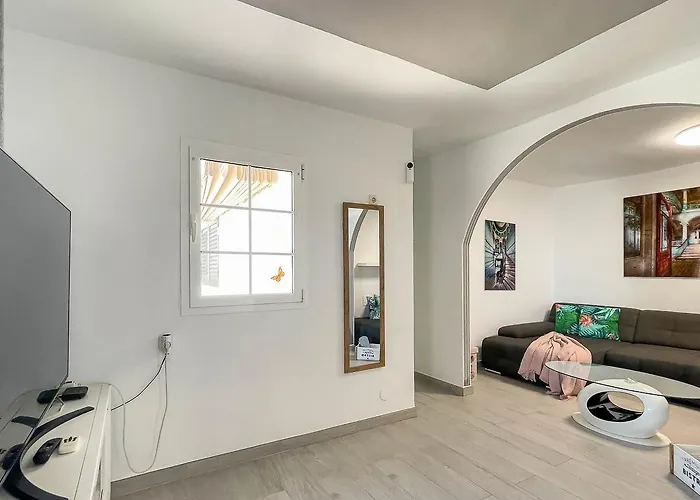 Апартаменты Caideros Sunset